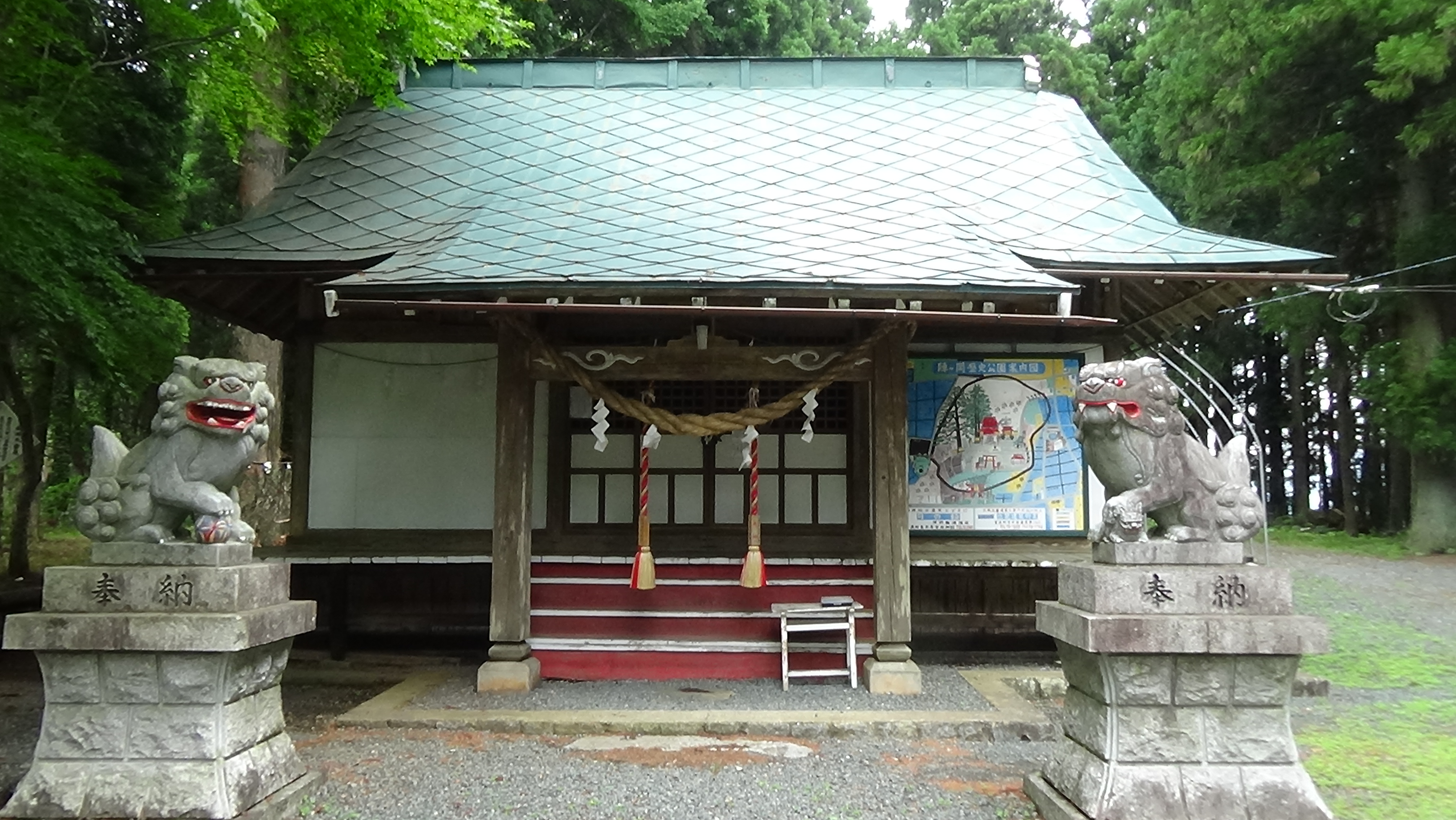 蜂神社